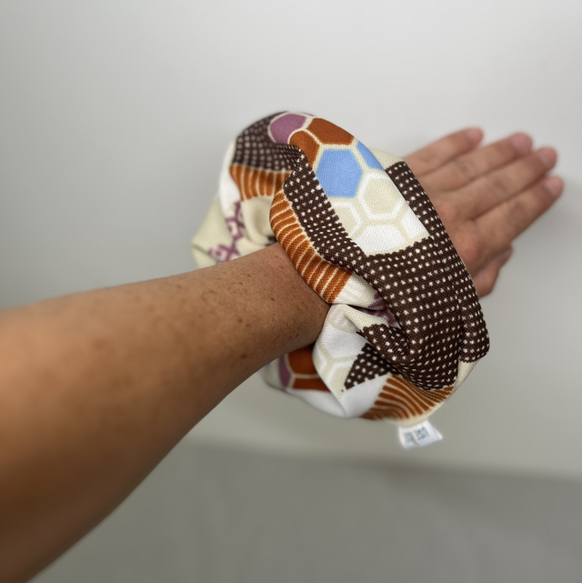 Chouchou vintage années 70 – Tissu authentique revalorisé – Mini-série