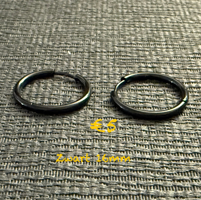 Oorbellen zwart 16mm