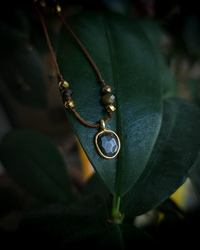 Collier N°1 Tourmaline, Obsidiennes dorées &amp; Hématites dorées 
