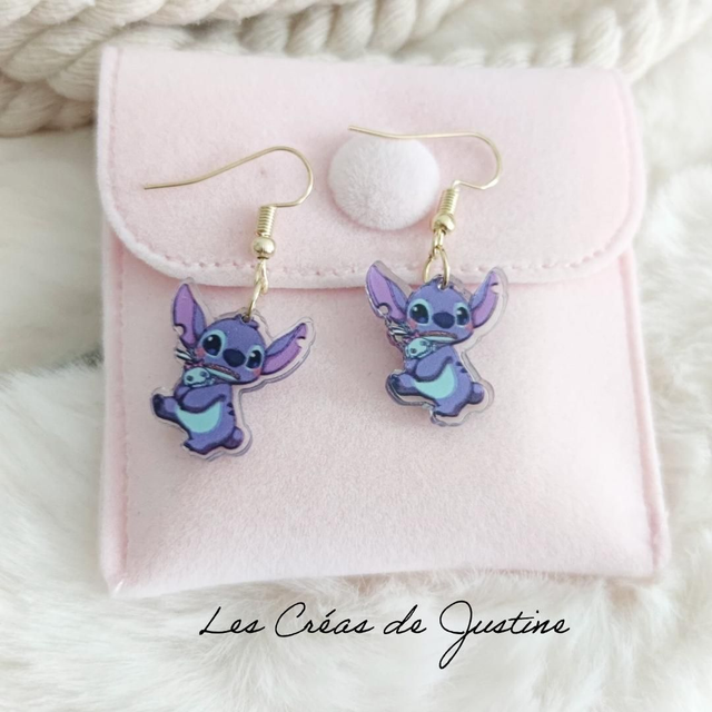 Boucles d&#039;oreilles Stitch 