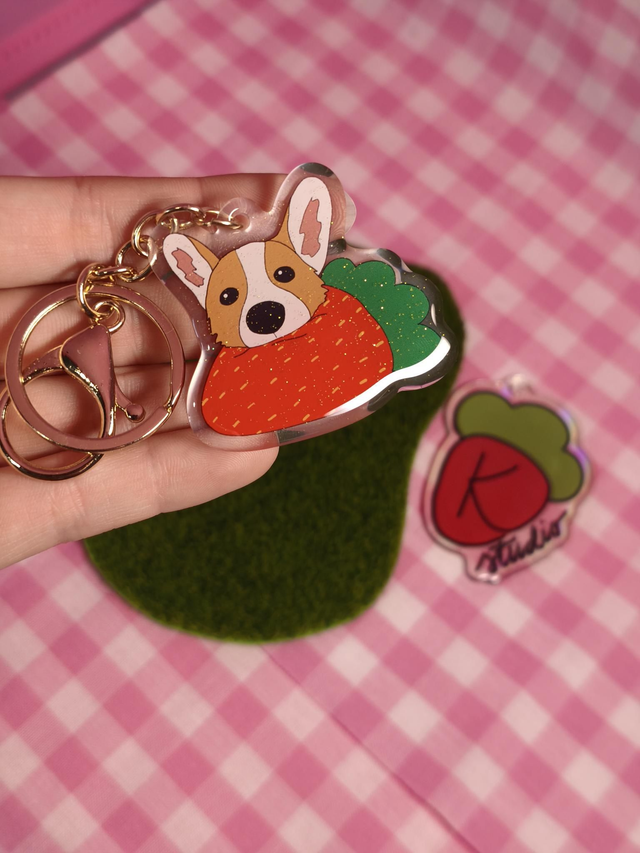 Corgi keychain - Strawberry Toby