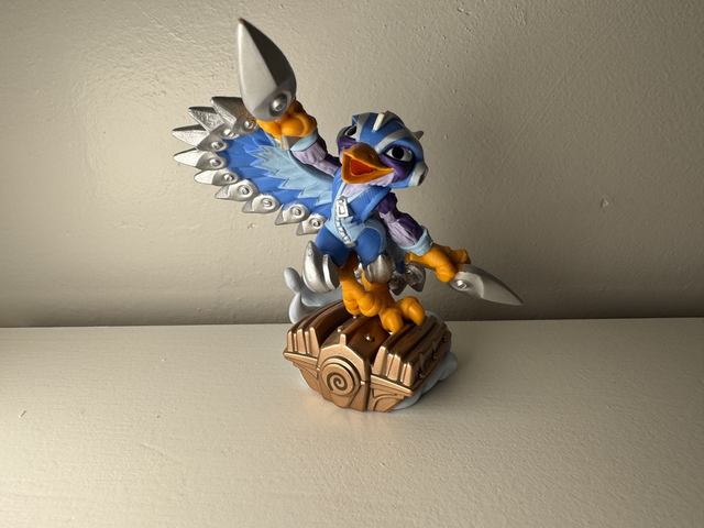 Stormblade - Air - Skylanders - SuperChargers