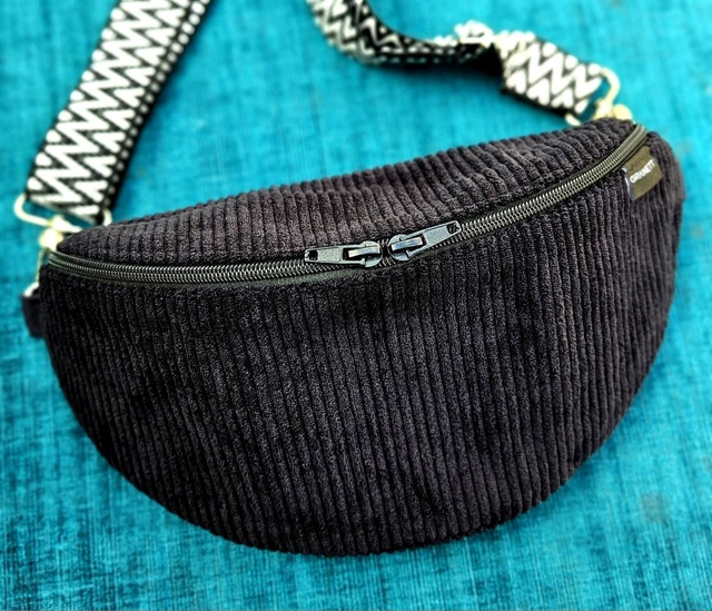 BLACK in cord