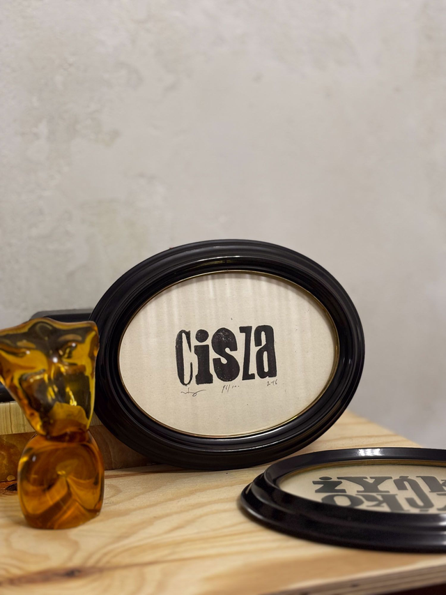 Cisza 94/100 - linoryt w owalnej ramie vintage