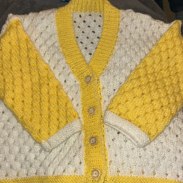 White and yellow cardigan 3years 