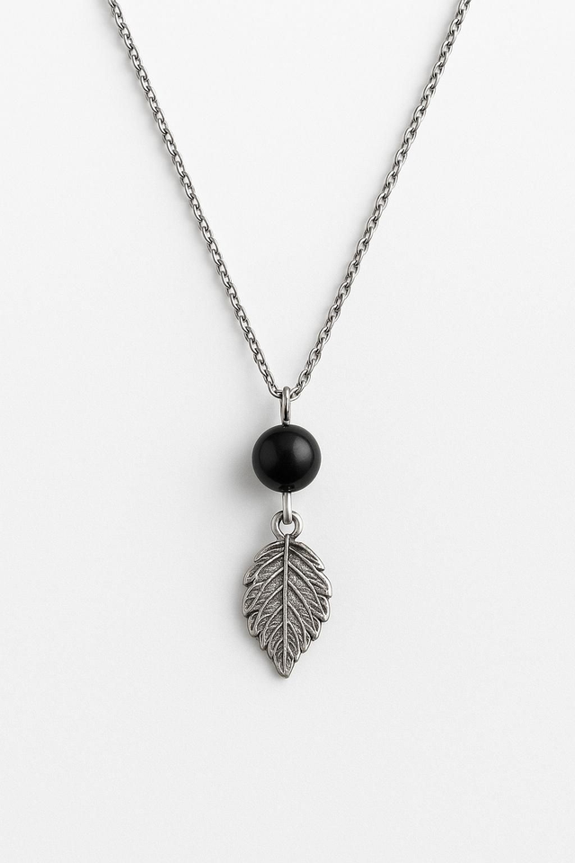 Collier L’Ombre de la Mort – Obsidienne et Feuille Abaka – Édition limitée