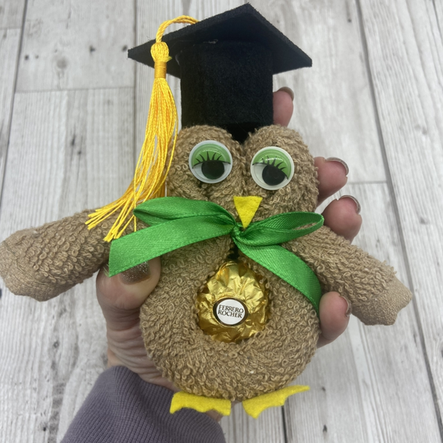 Graduation Owl Flanimal⢠teacher gift