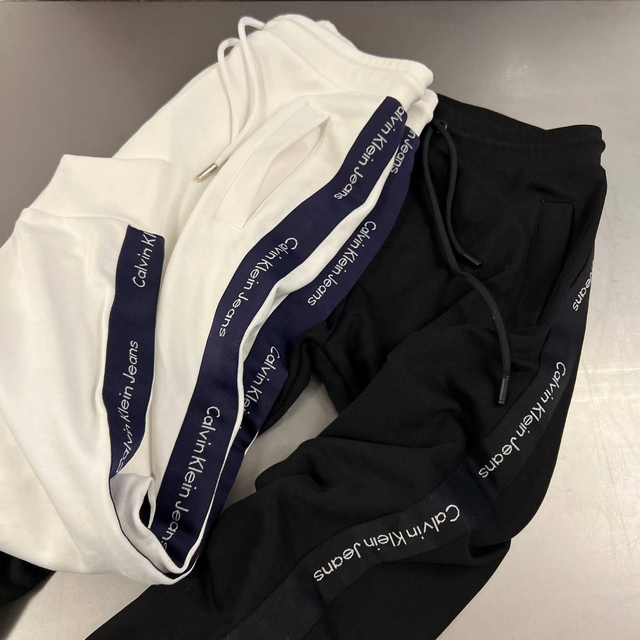 Calvin Klein Jeans sporta bikses ar logo