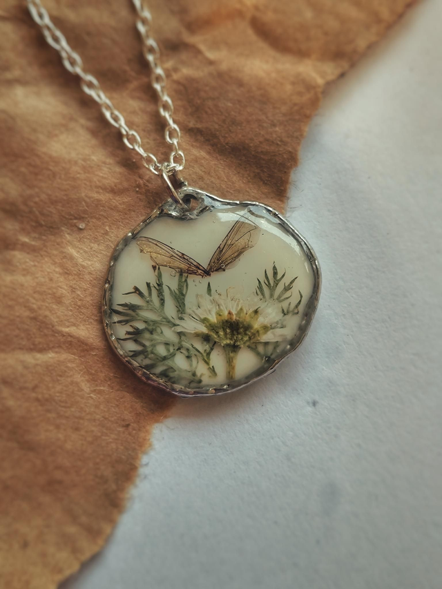 Sunlight Skipping Necklace