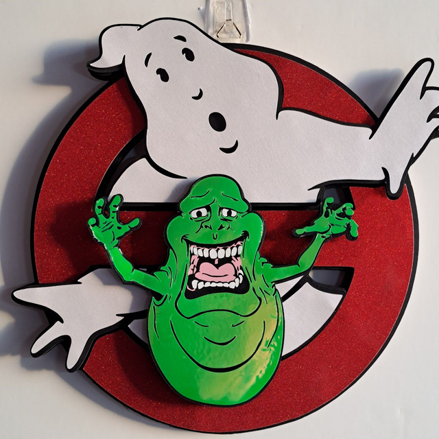 Couronne décorative murale   Gosbuster