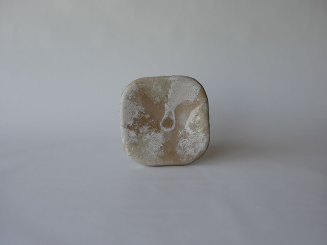 Assiette galet à pain carrée - Précommande