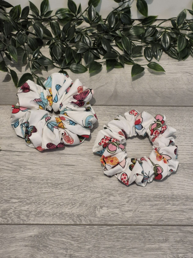 Butterflies on White Cotton Scrunchie