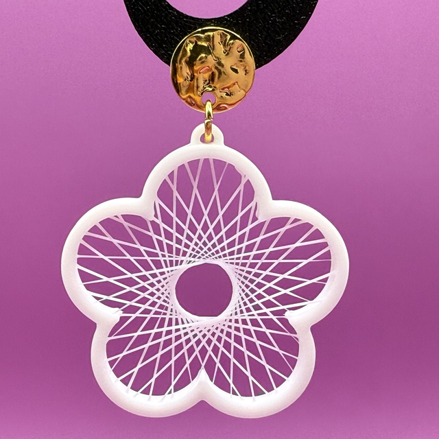 Boucles d'oreilles Fleur - Attaches Fantaisies couleur dorée