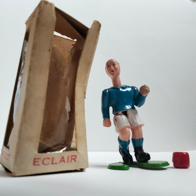 Joueur de Football articulé Eclair Shoot avec sa boîte d'origine 1930s/50s
