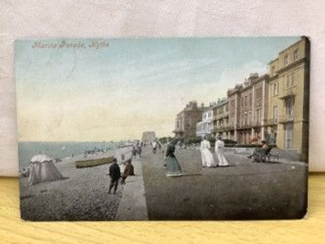 Hythe, Marine Parade, Kent, Posted 1905 Antique Valentine's Postcard Our Ref No. R388 £2.50