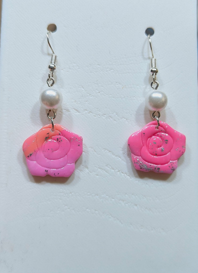 Boucles d'oreilles fleur rose
