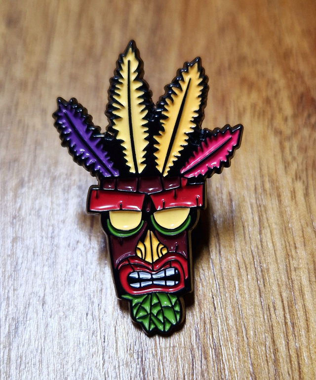 PIN'S TRIBAL