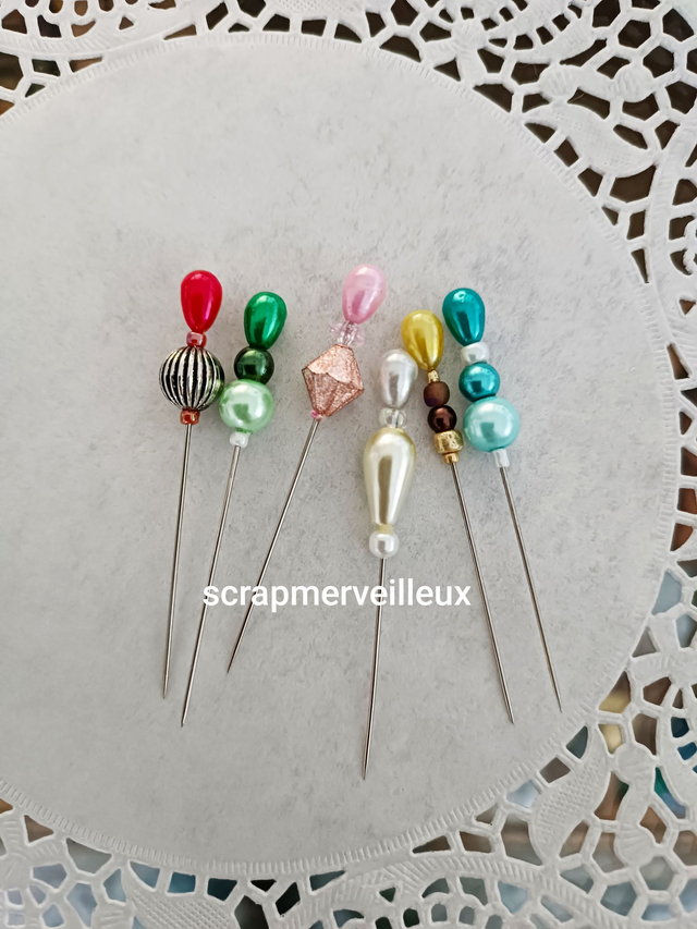 Aiguilles décorées