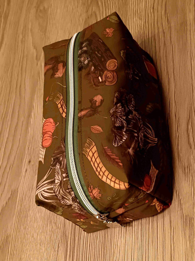 Trousse de toilette artisanale – Tissus français - Fait main en Vendée