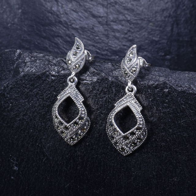 Elegant Pair of Sterling Silver 925 Art Deco Style Marcasite Gemstone Leaf Spade Design Drop Dangle Earrings