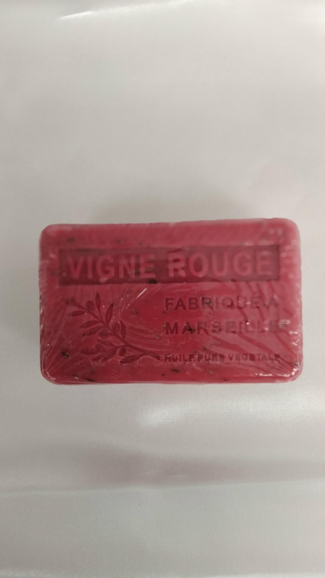 Savon " Vigne rouge " 100 g