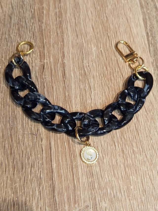 Bracelet gros maillons en acrylique Kaala