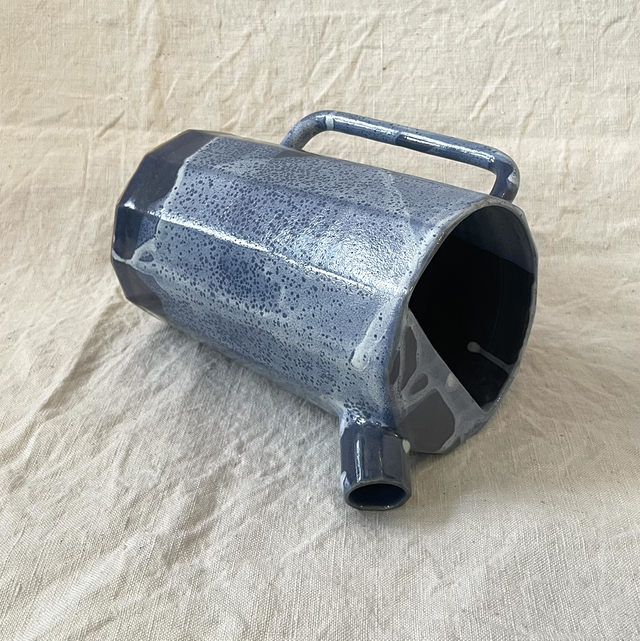 Grand pichet facetté