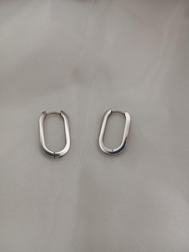 Créoles rectangulaires argentées 