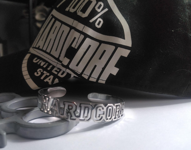 Bracelet ouvert Hardcore 