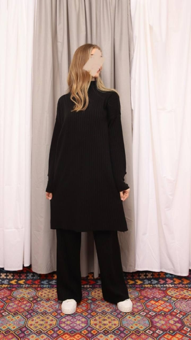 ENSEMBLE TRICOT NOIR