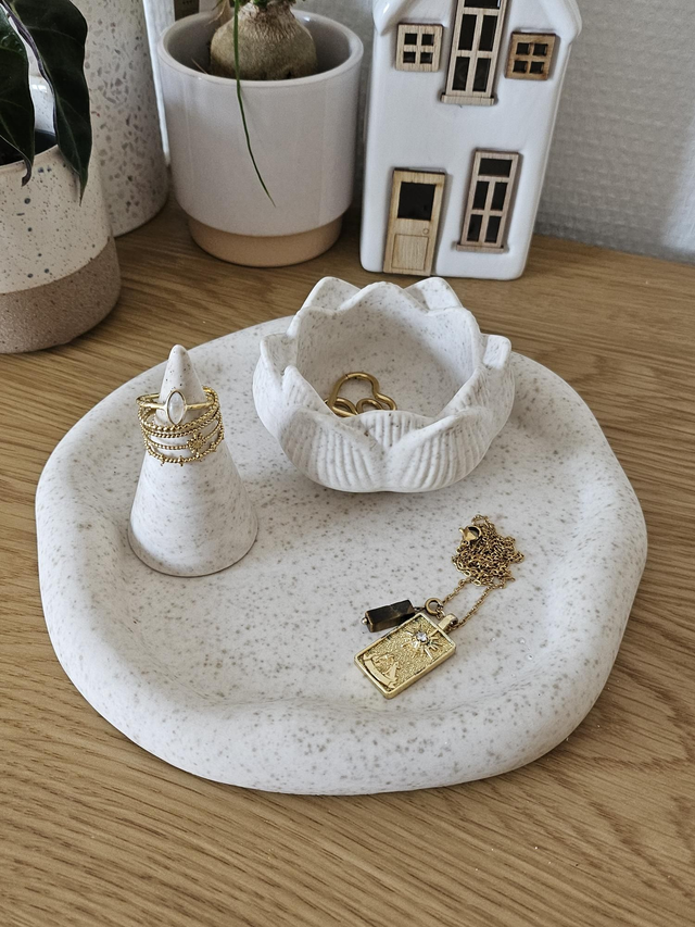 Ensemble plateau design, porte bague et nénuphar 