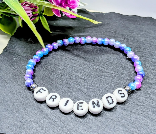 Purple Pearl Style Beaded "Friends" Children's Stretch Bracelet 