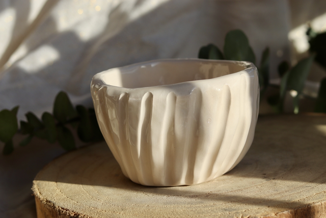 Pot en faïence - ancienne collection 