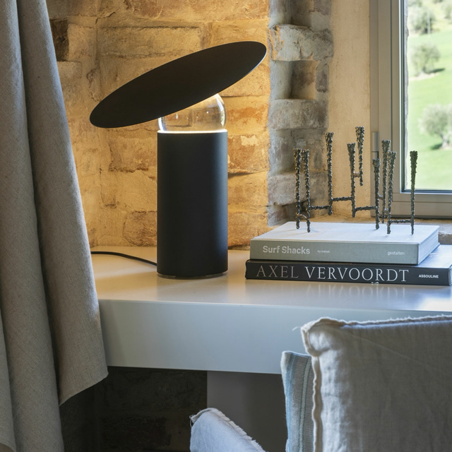 mogg Tischleuchte „ERA“ large RAL 9017