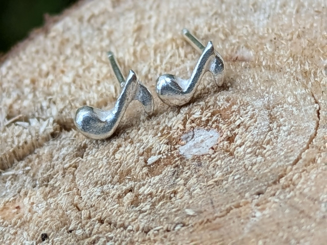Medium Music Note Earrings