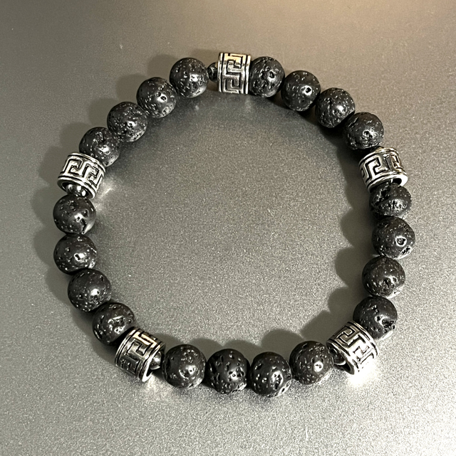 Bracelet en Pierre de Lave/ Hématite avec Breloques 