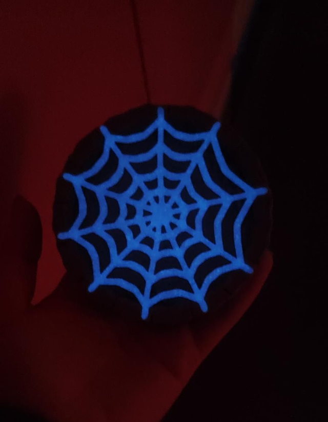 Spider Puffling Figurine with Articulated Joints and Glow in the dark Cobweb, Fantasy Spider Puffling, Glow in the dark Cobweb + Well Base, Articulated Toy Collectible, Unique 3D printed Spider, Halloween Decoration,
Fantasy Spider Puffling Figure