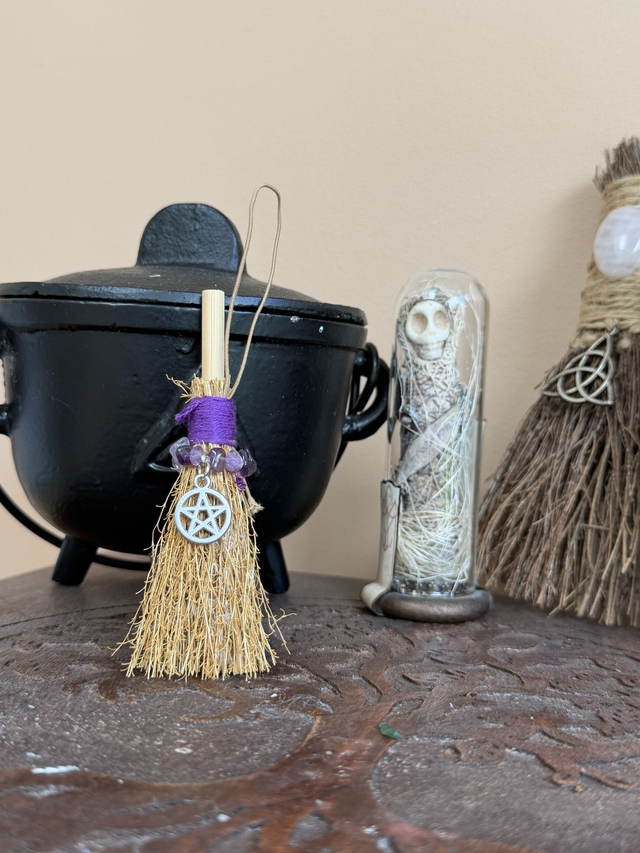 Grigris Balais Porte-Bonheur – Énergie &amp; Protection