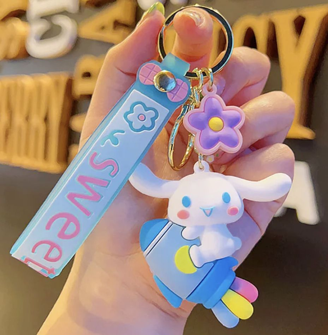 0327 - Sanrio - Cinnamoroll op raket