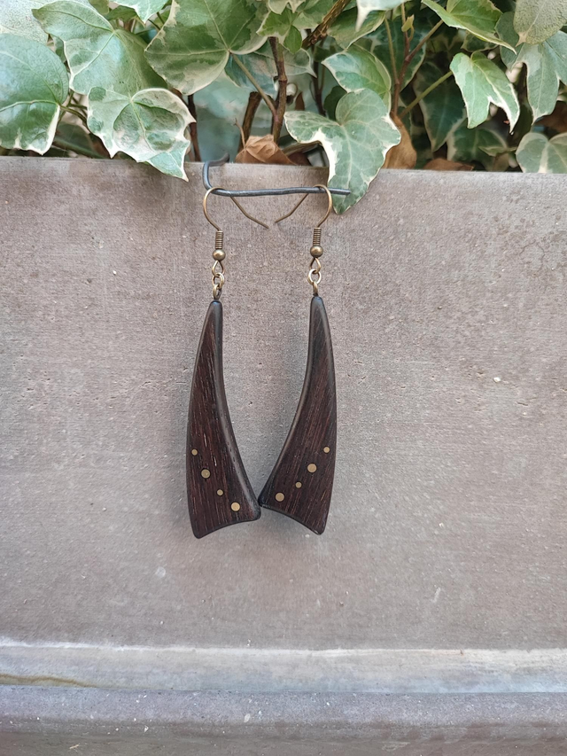 Boucles d'Oreilles en Bois d' Ébène de Macassar et Laiton vieilli