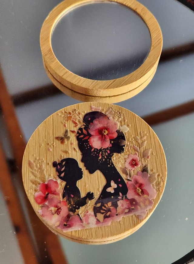 Miroir de poche "Maman et l'enfant ". personnalisé / Cadeau personnalisé maman  