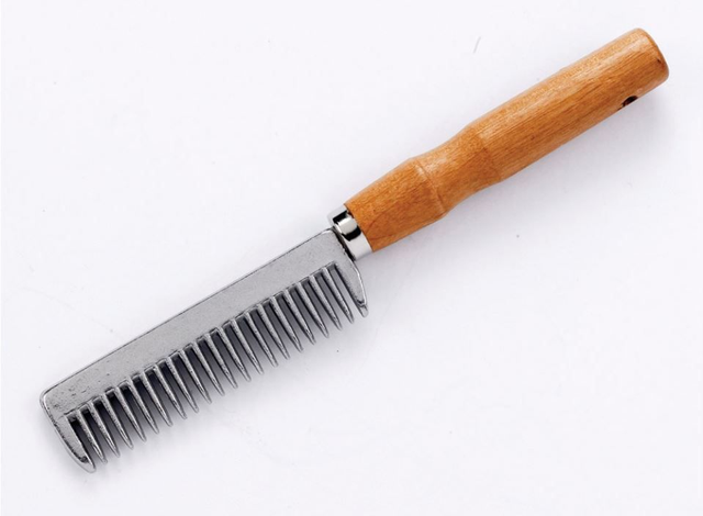Tail Comb with handle