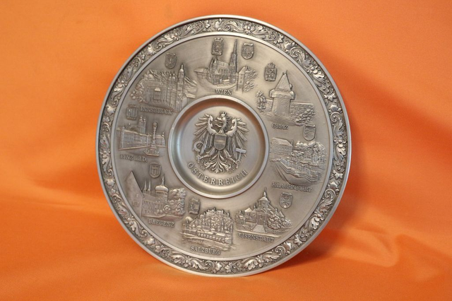 Zinnteller Becker Österreich