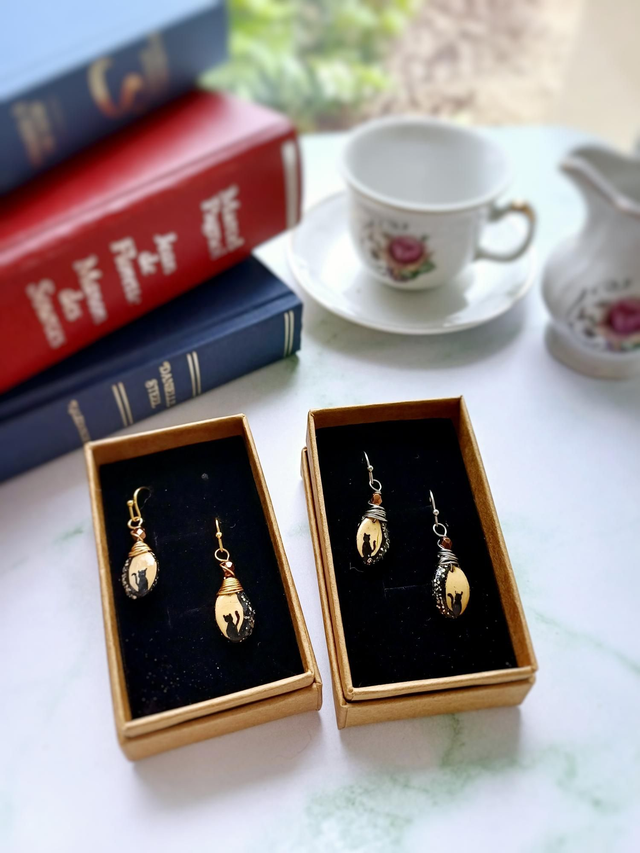 " Les Imaginaires" Boucles d'oreilles - graines de  potimarron 