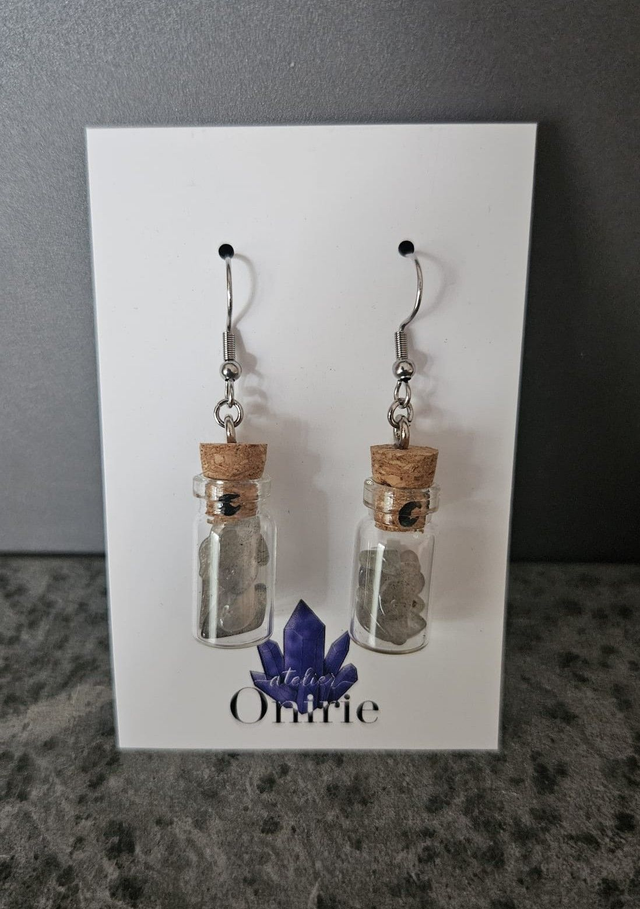 Enchantements d'oreille (labradorite et croquis de lune)