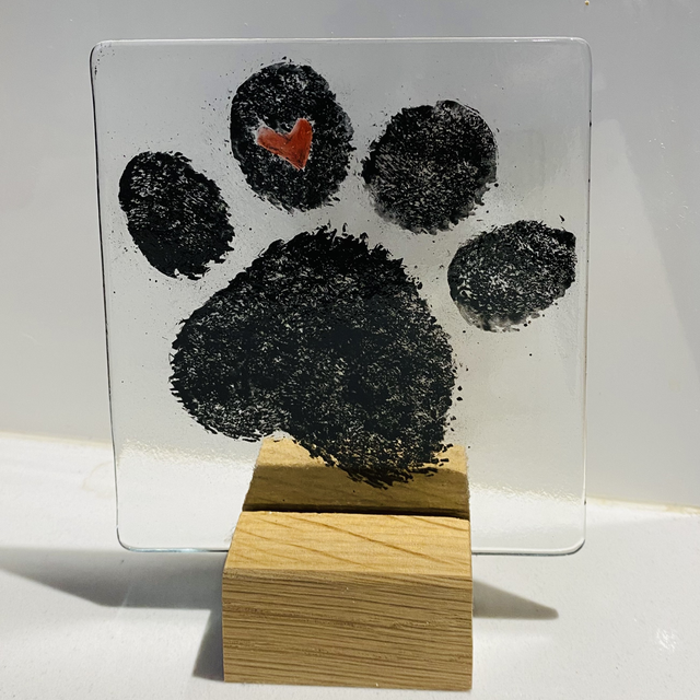 Heart paw print on block