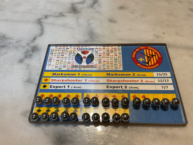 02G ... plaque ISCOR plexiglas avec aimants 