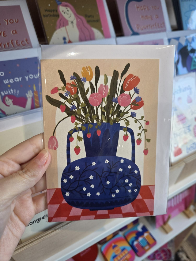 Strawberry Vase Greetings Card - MD-002