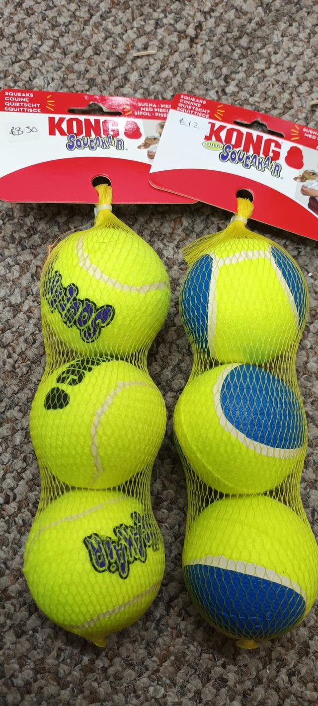 Kong squeakair pack of 3 tennis balls 