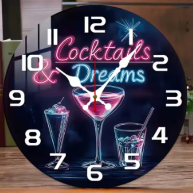 Ronde wandklok van hout Cocktails &amp; Dreams (25cm)